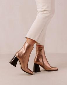 South Shimmer Quartz Pink Leather Ankle Boots via Alohas