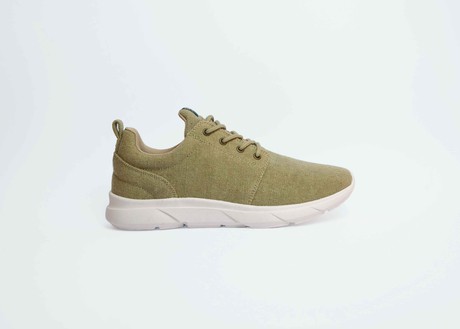 Explorer V2 for Men Light Green from 8000kicks