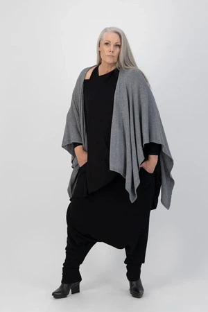 Kasjmier mix cape from Aimmea