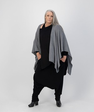 Kasjmier mix cape from Aimmea