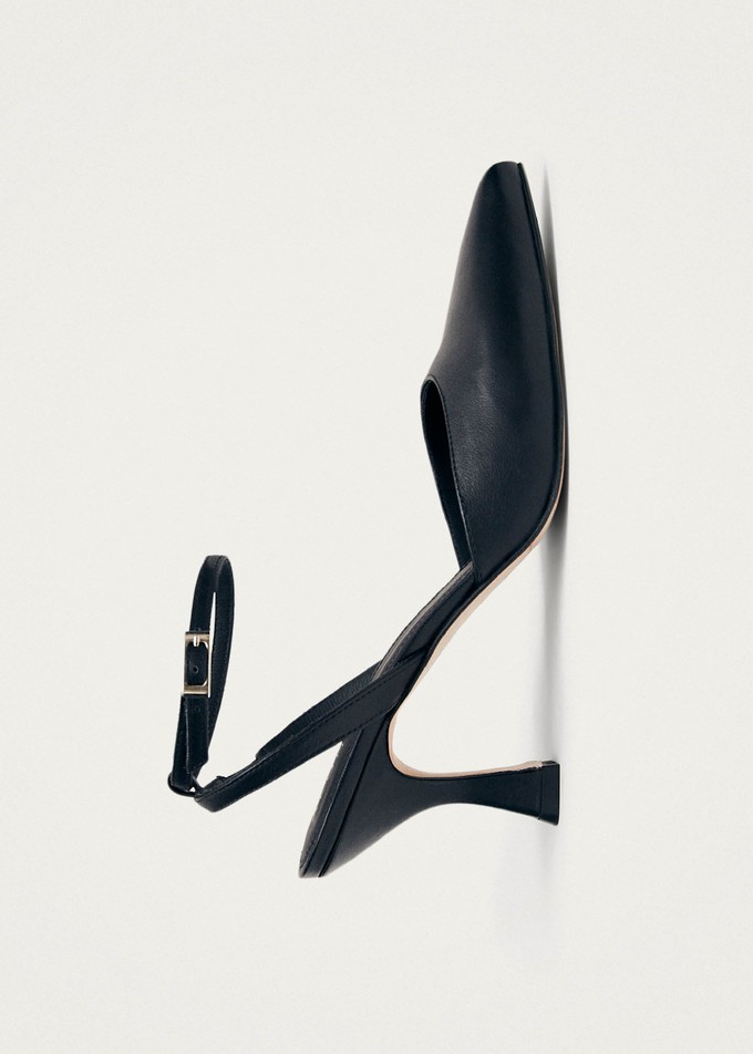 Cinderella Black Leather Pumps from Alohas