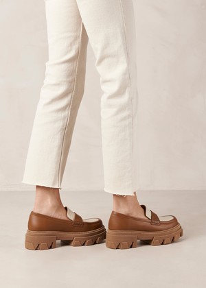 Trailblazer Bicolor Tan Cream Leather Loafers from Alohas