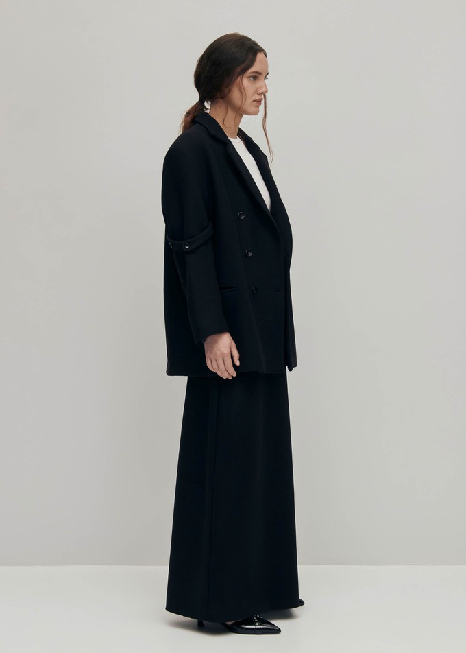 Amber Black Blazer from Alohas