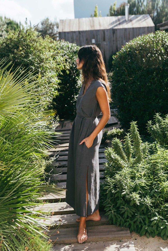 Aurora mid-length linen dress S Charcoal from AmourLinen