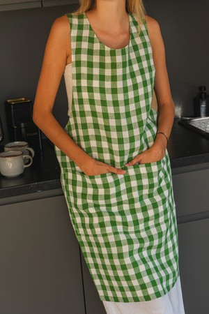 Pinafore linen apron from AmourLinen