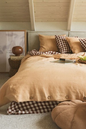 Linen bedding set in Mustard from AmourLinen