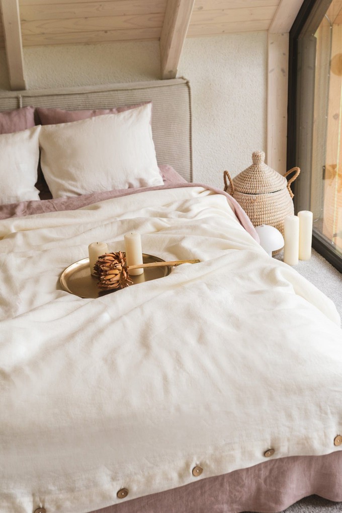 Linen bedding set in White from AmourLinen