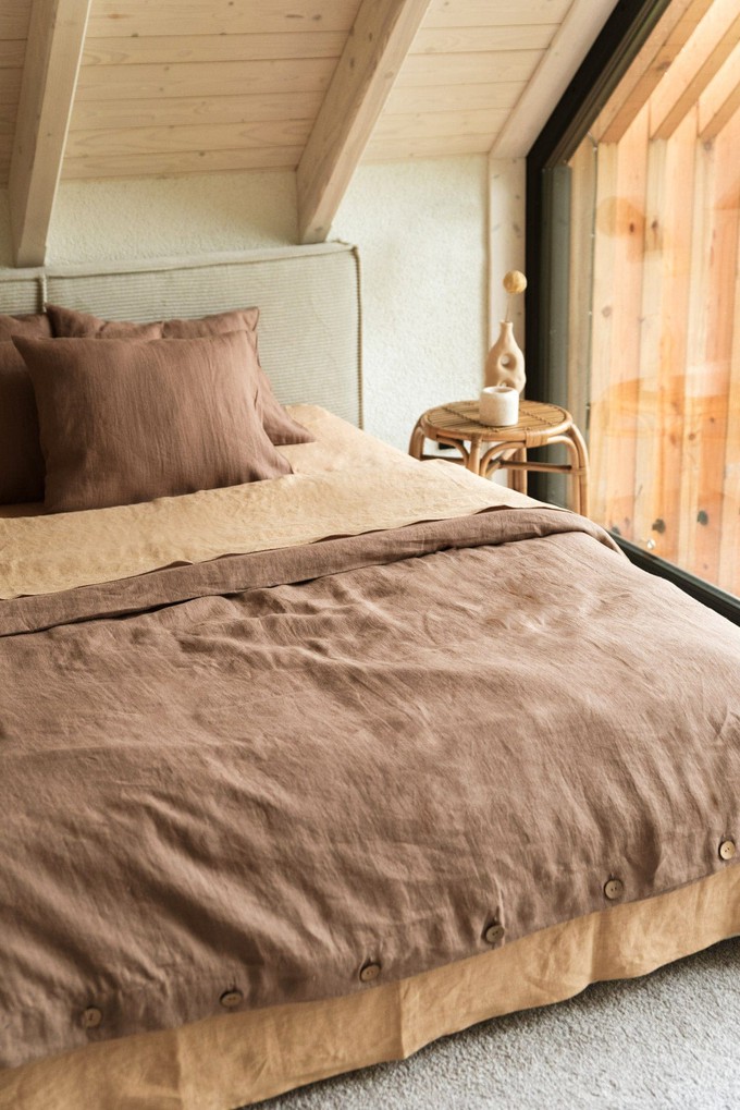 Linen bedding set in Rosy Brown from AmourLinen