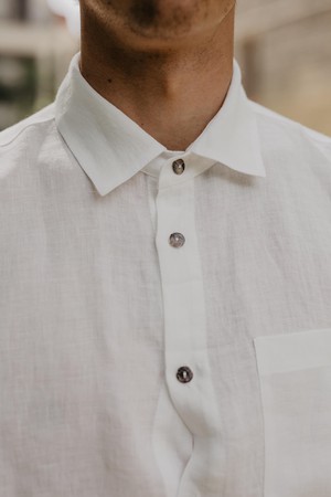 Oversized linen shirt MAGNUS in White from AmourLinen