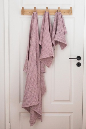 Linen waffle towel set from AmourLinen