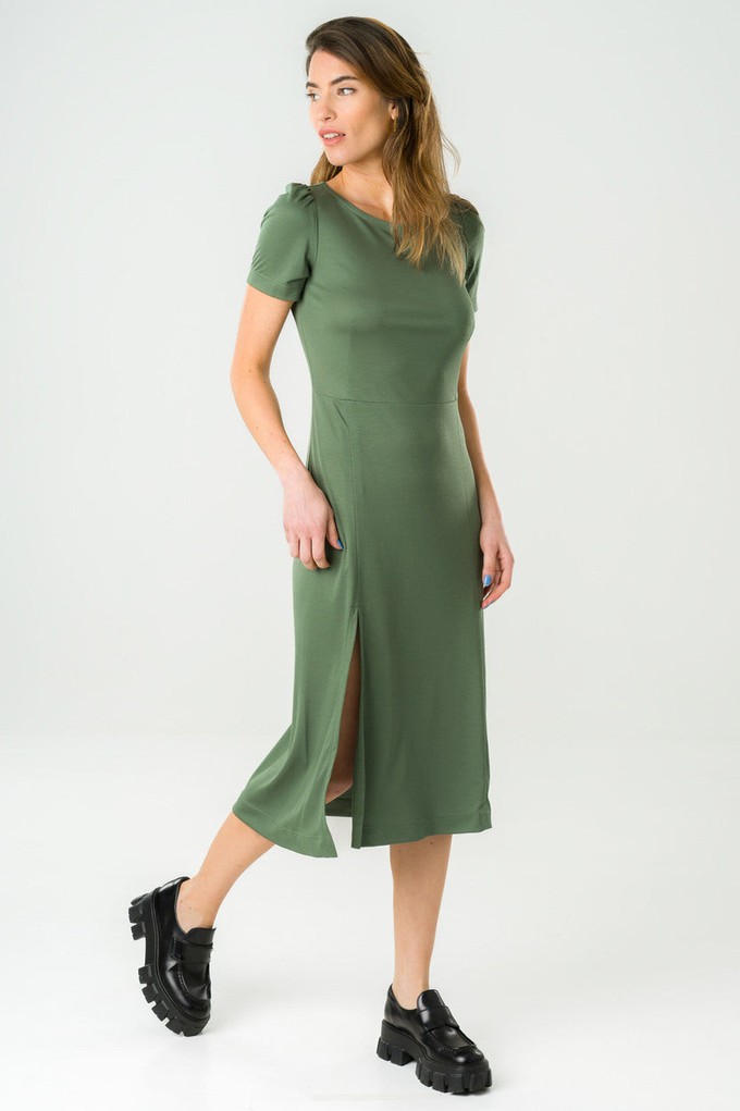 Dress Victoria green from avani apparel