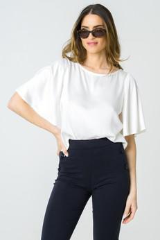 Top Violette white via avani apparel