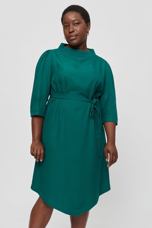 Suzi | Belted Angle Dress with Boat Neckline in Emerald Green from AYANI