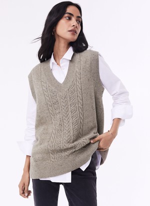 Ellen Recycled Knitted Vest from Baukjen