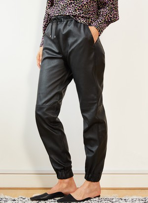 Salma Leather Jogger from Baukjen