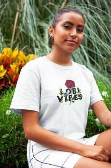 T-shirt Lobi Vibes Aruba Wit via BLL THE LABEL