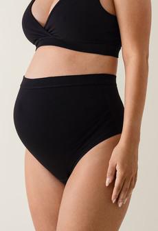 Essential maternity briefs - Black via Boob Design