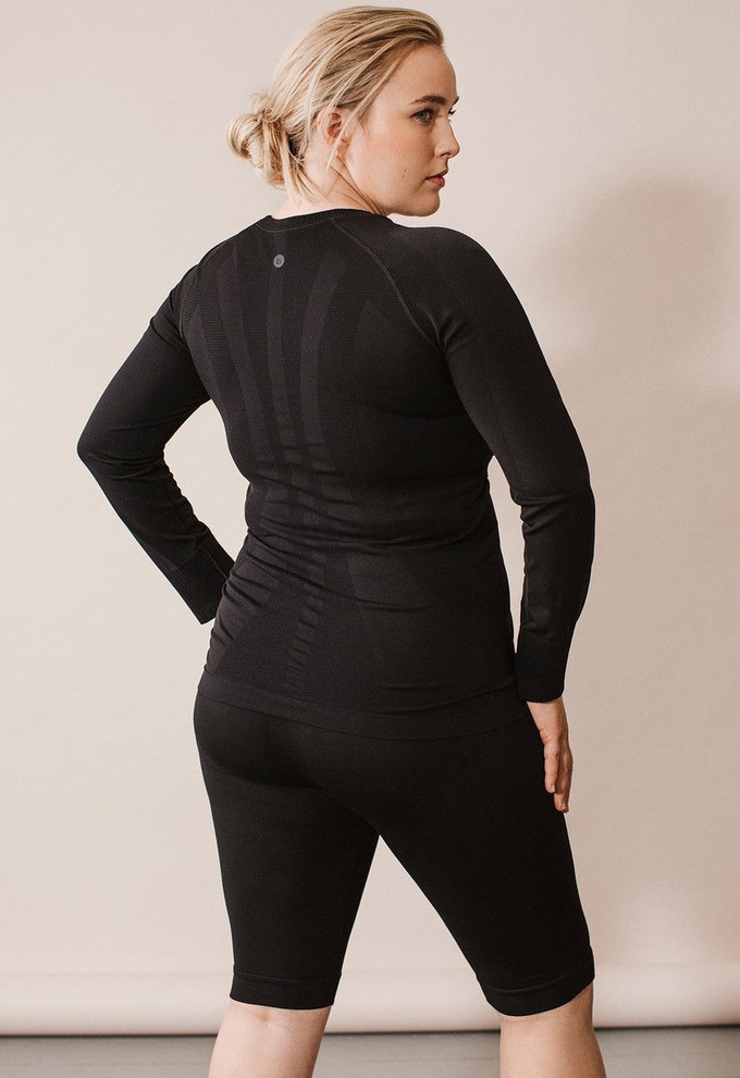 Maternity sports top with nursing access - Black from Boob Design