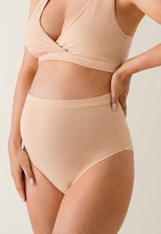 Essential maternity briefs - Beige via Boob Design