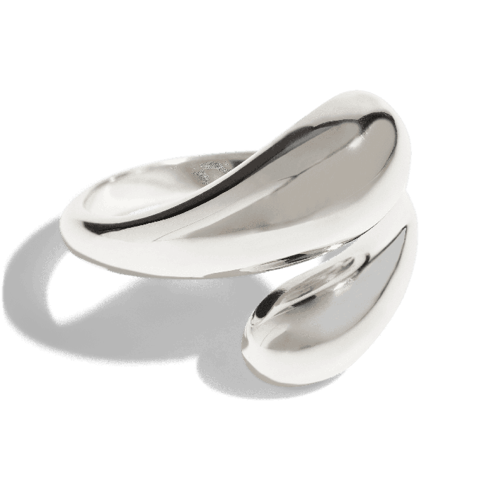 THE ONA RING - solid gold from Bound Studios