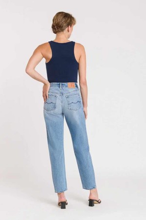 Caroline cropped jeans - blue reef light from Brand Mission