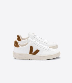 V12 sneaker - white camel from Brand Mission