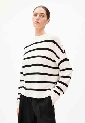 Merinaa trui stripes - oatmilk black from Brand Mission