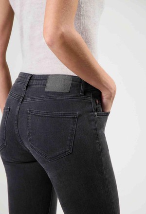 Faye slim jeans - stone black from Brand Mission