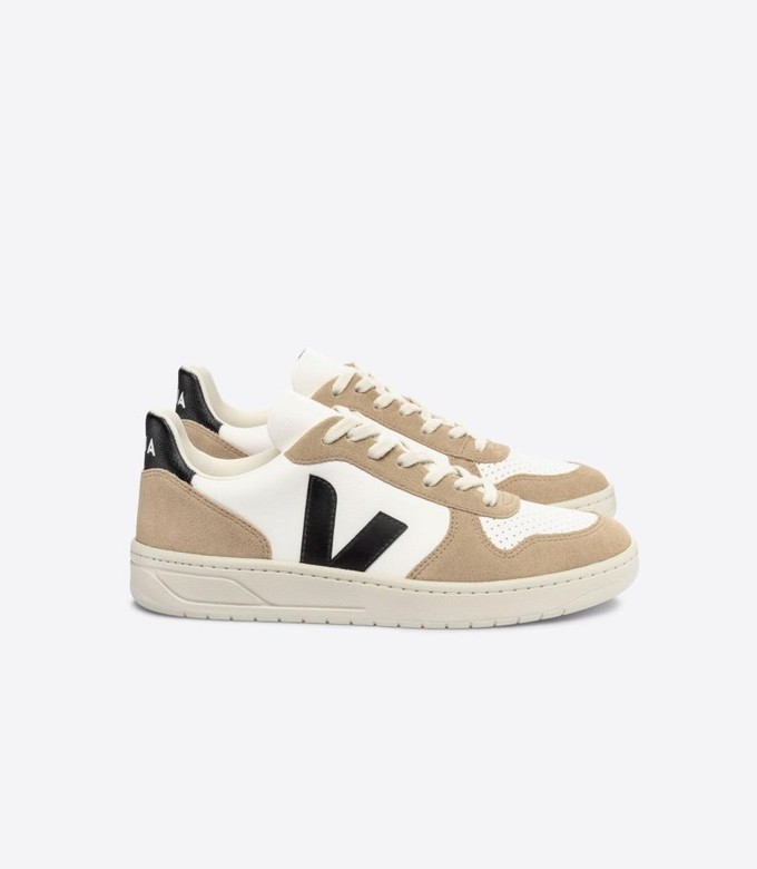 V10 sneaker - white black sahara from Brand Mission