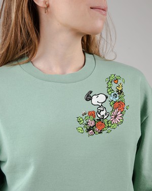 Peanuts Flowers Sweatshirt Light Green from Brava Fabrics