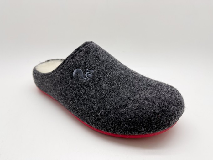 thies 1856 ® Recycled Wool Slippers dark grey red (W) from COILEX