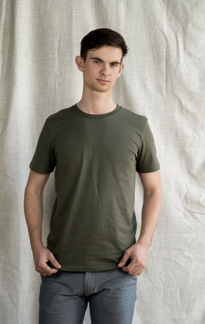 E&S T-shirt Groen from Common & Sense