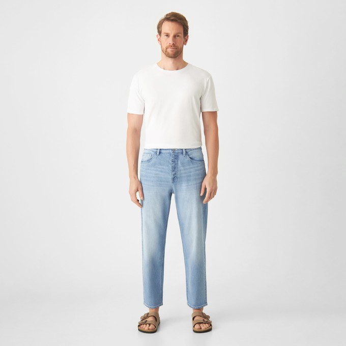 RISE Relaxed Tapered Minimal Stretch - Basic - Bright Blue from DAWN Denim