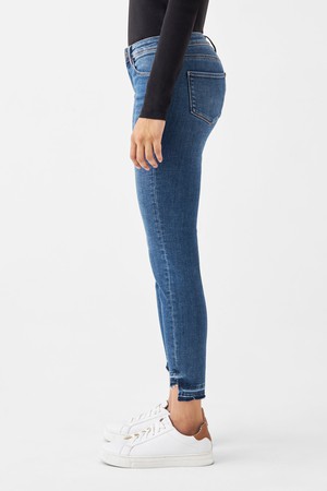 MID SUN Slim Comfortstretch - Design Details - Medium Blue from DAWN Denim