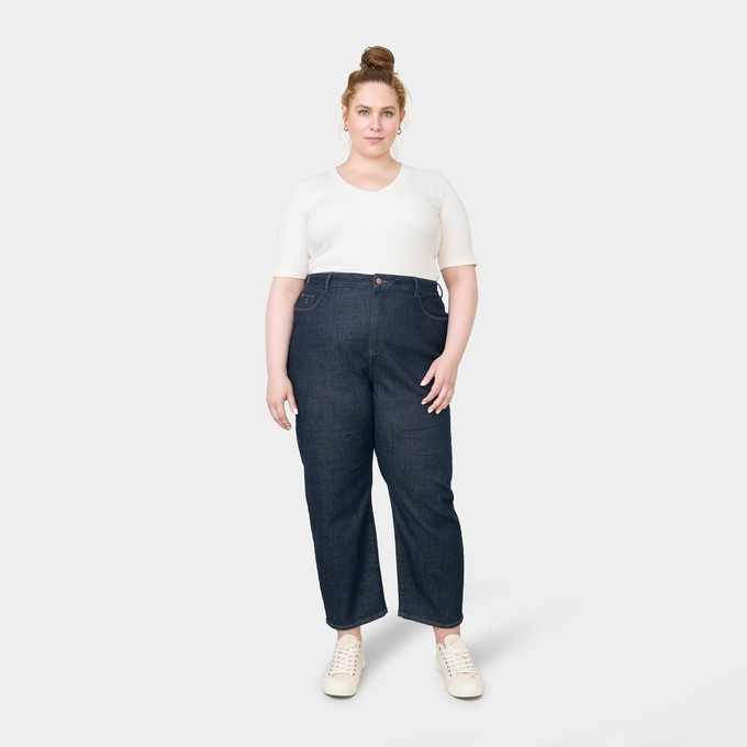 STARDUST O-Shape Soft Denim - Curvy - Dark Indigo from DAWN Denim