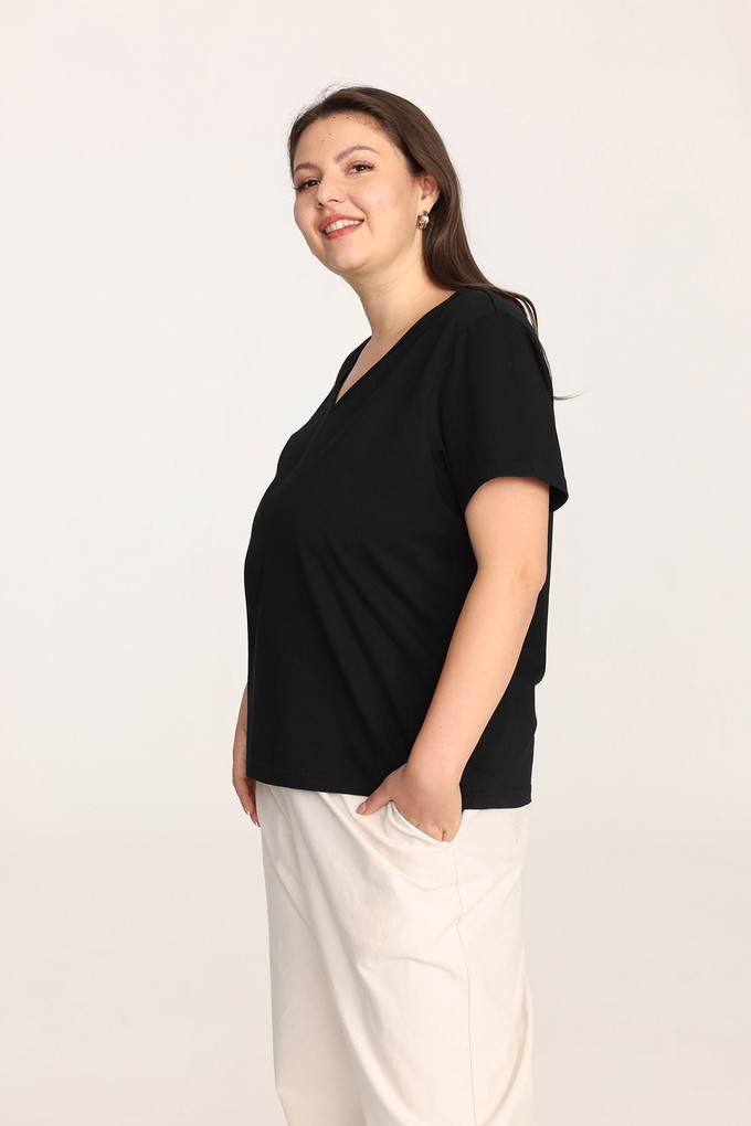 Organic Cotton V-Neck T-Shirt from Ecoer Fashion