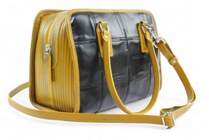 Small Post Bag - Leather Handbag from Elvis & Kresse