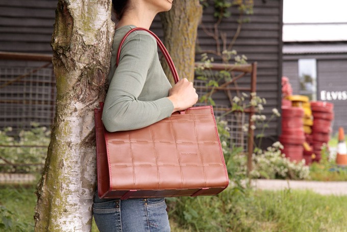 Whitstable Leather Tote Bag from Elvis & Kresse