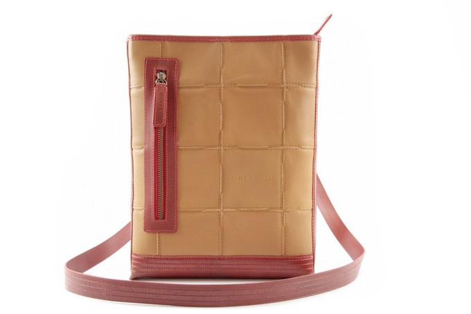 Leather Reporter Bag from Elvis & Kresse