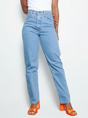 High Waisted Organic & Recycled Mom Fit Plain Jeans from Fanfare Label