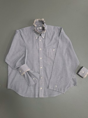 The "bOaN series" Blue dark Gingham Shirt - Antique Lace collar-cuffs from Fitolojio Workshop