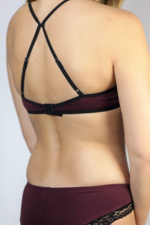 Bio bra`Noir` aubergine / black lace from Frija Omina