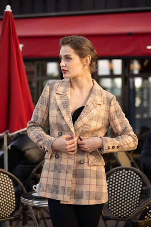 Christopher Plaid Blazer from GAÂLA