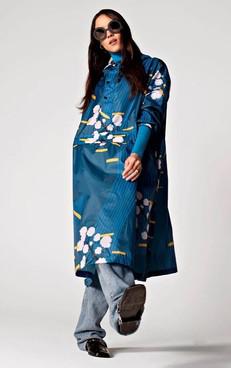 Poncho Japanese Blossom via Het Faire Oosten