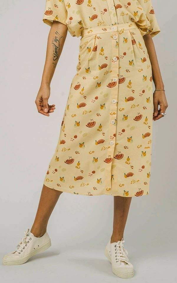 Skirt Fruits from Het Faire Oosten