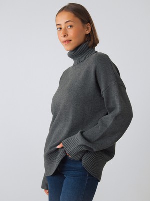 Chunky Turtleneck Women from Honest Basics