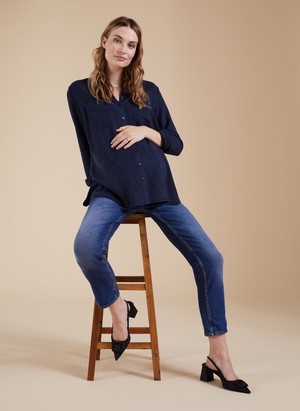 Raffa Chambray Maternity Shirt with Tencel™ from Isabella Oliver