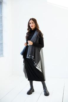 PETITE Light Wool Cape Fusion Graphic via JULAHAS