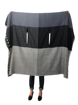 PETITE Light Wool Cape Fusion Graphic from JULAHAS