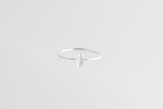 Mini Leaf ring | silver via Julia Otilia